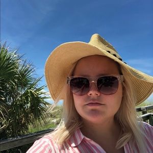 Meet your Posher, Katherine